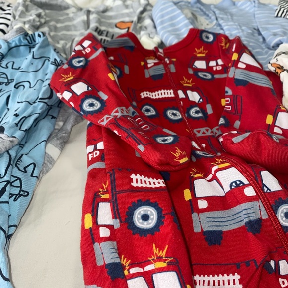 New born baby boy onesies - Picture 3 of 6